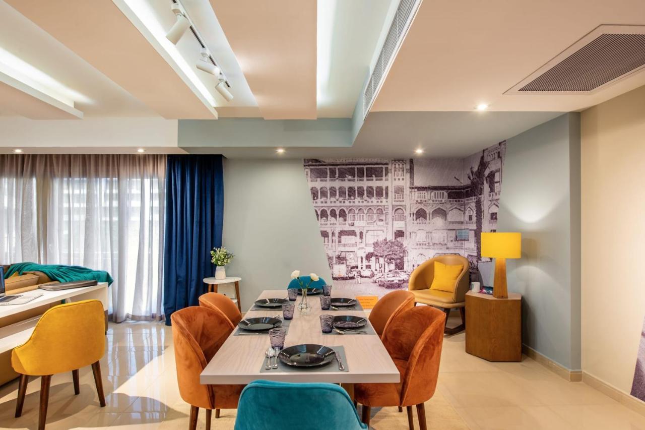 Waterfront Designer 2br - 5 Min To Airport