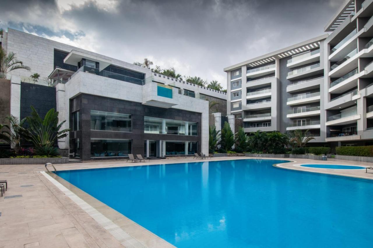 Waterfront Designer 2br - 5 Min To Airport Апартаменти *
